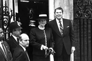 MARGARET THATCHER AND PRESIDENT RONALD REAGAN OUTSIDE 10 DOWNING STREET - 2ND JUNE 198 MARGARET THATCHER AND PRESIDENT RONALD REAGAN OUTSIDE 10 DOWNING STREET - 2ND JUNE 198