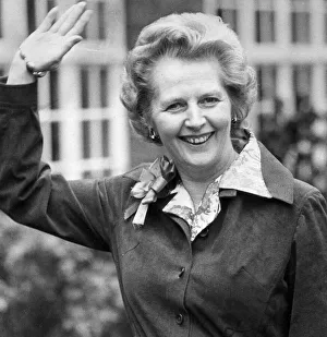 Margaret Thatcher waving looking confident - May 1977 - 06/05/1977 Margaret Thatcher waving looking confident - May 1977 - 06/05/1977