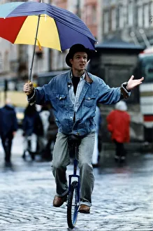 Mark Staffor a street performer at the Edinburgh Festival 1992 Mark Staffor a street performer at the Edinburgh Festival 1992