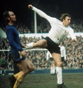 Martin Chivers Spurs 1971 football John Dempsey Chelsea Tottenham Hotspur v Chelsea Martin Chivers Spurs 1971 football John Dempsey Chelsea Tottenham Hotspur v Chelsea