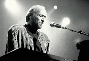Maurice Gibb of the Bee Gees, in concert at the Birmingham NEC. 22/6/1989 Maurice Gibb of the Bee Gees, in concert at the Birmingham NEC. 22/6/1989