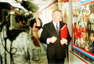 Michael Aspel TV Presenter of the television programme This is Your Life DBase MSI Michael Aspel TV Presenter of the television programme This is Your Life DBase MSI