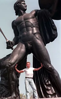 Mirror/0400to0499 00486/michael flatley hyde park may 1998 venune Mirror/0400to0499 00486/michael flatley hyde park may 1998 venune