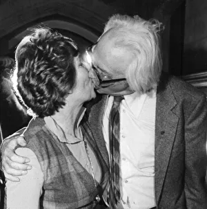 Michael Foot kissing wife JIll Craigie - Novemer 1980 ----- Michael Foot kissing wife JIll Craigie - Novemer 1980 -----
