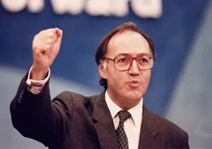 MICHAEL HOWARD AT THE CONSERVATIVE PARTY CONFERENCE IN BRIGHTON - 09/10/1992 MICHAEL HOWARD AT THE CONSERVATIVE PARTY CONFERENCE IN BRIGHTON - 09/10/1992