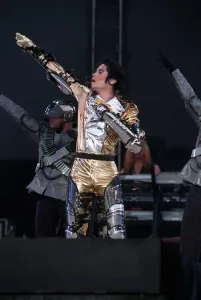 Michael Jackson Singer May 1997 Singing on stage Michael Jackson Singer May 1997 Singing on stage