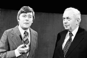 Mike Yarwood with Harold Wilson. 22nd January 1977 Mike Yarwood with Harold Wilson. 22nd January 1977