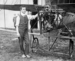 Prints of A.V Roe and his new aeroplane, a triplane, in Blackpool. 19th Octobert 1909 Mirror Prints: A.V. Roe's Triplane Print, 19th October 1909