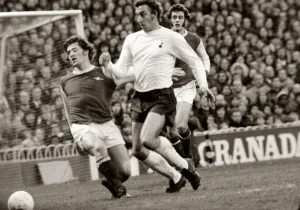 Tottenham Hotspur v Arsenal 1972/73 Season Print (00241)