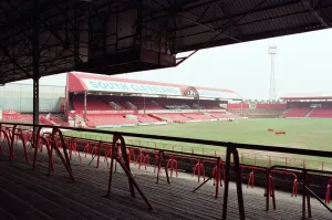 Prints of History goes under the hammer when the great Ayresome Park Auction takes place on 23rd April 1996. General views of an empty Ayresome Park in preparation for the auction, 15th April 1996 Mirror Prints: Ayresome Park Auction Print: 23rd April 1996