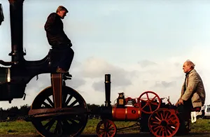 Model engineers: Eddie Chapman on his half-ton miniature steam traction engine chats with Model engineers: Eddie Chapman on his half-ton miniature steam traction engine chats with