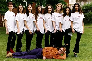 Models with TV presenter Chris Evans who are finalists in the British Super Model 1993 Models with TV presenter Chris Evans who are finalists in the British Super Model 1993