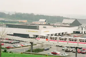 Monorail at Merry Hill Shopping Centre in Brierley Hill, Metropolitan Borough of Dudley Monorail at Merry Hill Shopping Centre in Brierley Hill, Metropolitan Borough of Dudley
