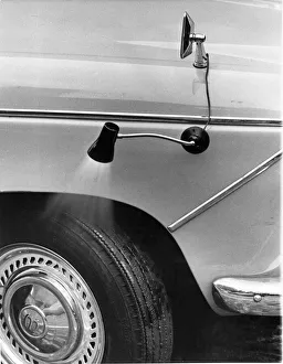 Motorist's inspection lamp has a flexible head that can be turned in any direction Motorist's inspection lamp has a flexible head that can be turned in any direction