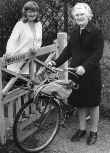 Mrs. Edith Olorenshaw decided to help out when she found her local post office was having Mrs. Edith Olorenshaw decided to help out when she found her local post office was having