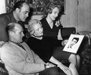 Mrs Freda Woodward and her husband Tom Woodward, (seated Mrs Freda Woodward and her husband Tom Woodward, (seated