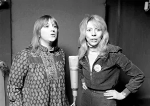 Music/Studio: Pop Group: Guys and Dolls: Kay Garner and Claire Torry in a recording Music/Studio: Pop Group: Guys and Dolls: Kay Garner and Claire Torry in a recording