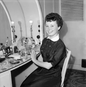 Nancy Crompton. - U.S dancer. October 1952 C4814 Nancy Crompton. - U.S dancer. October 1952 C4814