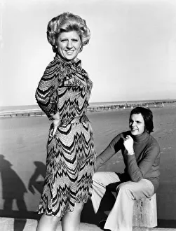 The new look Jackie Trent with her husband Tony Hatch. November 1974 P011400 The new look Jackie Trent with her husband Tony Hatch. November 1974 P011400