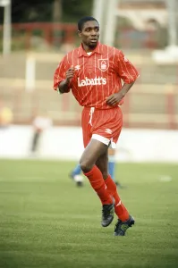 Mirror/0400to0499 00465/new nottingham forest signing action pre season Mirror/0400to0499 00465/new nottingham forest signing action pre season