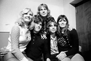 The New Seekers group. February 1974 S74-0757-002 The New Seekers group. February 1974 S74-0757-002