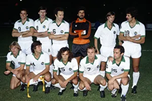 New york Cosmos team group photograph. Back row left to right: Giorgio Chinaghia New york Cosmos team group photograph. Back row left to right: Giorgio Chinaghia
