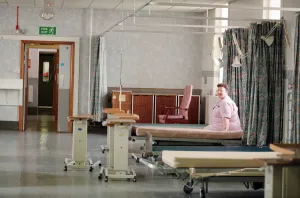 Mirror/1100to1199 01194/newcastle general hospital ward closure Mirror/1100to1199 01194/newcastle general hospital ward closure