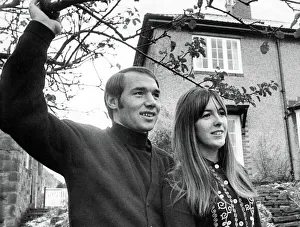Newcastle United player Bryan Pop Robson with his wife Maureen 12 November 1969 Newcastle United player Bryan Pop Robson with his wife Maureen 12 November 1969