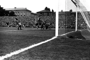 Newcastle United v Liverpool at St James's Park, 21/08/1971 Newcastle United v Liverpool at St James's Park, 21/08/1971