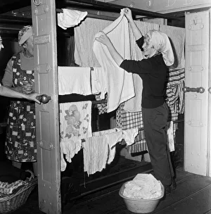 Newcastle women washing their clothes at Snow Street Wash House, Newcastle Newcastle women washing their clothes at Snow Street Wash House, Newcastle