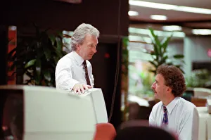 Nick Davies foreign editor of the Daily Mirror talks to Nick Fullagar. 28th October 1991 Nick Davies foreign editor of the Daily Mirror talks to Nick Fullagar. 28th October 1991