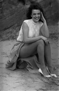 Nicola Reed actress sitting Feb 90 A©Mirrorpix Nicola Reed actress sitting Feb 90 A©Mirrorpix