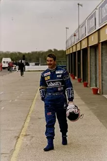 Images Dated 8th May 1991: Nigel Mansell Motor Racing Grand Prix Formula One Driver walks down the pit road in his