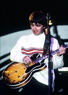 NOEL GALLAGHER (OASIS) AT KNEBWORTH - 10/08/1996 NOEL GALLAGHER (OASIS) AT KNEBWORTH - 10/08/1996