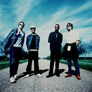 Images Dated 25th August 1999: Ocean Colour Scene August 1999