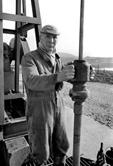 Oil well at Kimmeridge, near Wareham, Dorset. February 1975 75-00984-003 Oil well at Kimmeridge, near Wareham, Dorset. February 1975 75-00984-003
