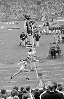 Olympic Games 1948 Finish of the 80 metres hurdles at Wembley Stadium - won by Fanny Olympic Games 1948 Finish of the 80 metres hurdles at Wembley Stadium - won by Fanny