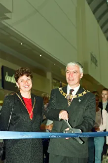 The opening of The Oracle shopping centre, Reading. 23rd September 1999 The opening of The Oracle shopping centre, Reading. 23rd September 1999
