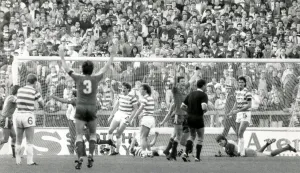 Pat Bonner Celtic goalkeeper Sport football Celtic Packy Bonner Celtic Pat Bonner Celtic goalkeeper Sport football Celtic Packy Bonner Celtic