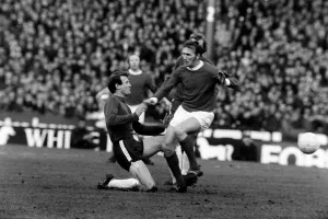 Pat Crerand of Manchester United is tackled January 1971 by Chelseas Peter Houseman Pat Crerand of Manchester United is tackled January 1971 by Chelseas Peter Houseman