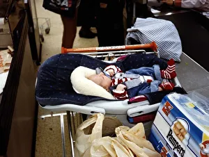 Patsy Kensit actress with her new baby shopping in Sainsburys Patsy Kensit actress with her new baby shopping in Sainsburys