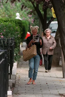 Paula Yates TV Presenter August 1998 Walking down the street reading a magazine not Paula Yates TV Presenter August 1998 Walking down the street reading a magazine not