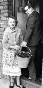 This pensioner received her ration of coal during the fuel shortage in January 1972 This pensioner received her ration of coal during the fuel shortage in January 1972