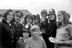 Pop Group 'Mud'. with young children holding various awards May 1975 Pop Group 'Mud'. with young children holding various awards May 1975