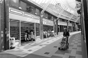 Prescot Shopping Arcade, Merseyside. 1st May 1990 Prescot Shopping Arcade, Merseyside. 1st May 1990