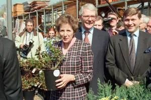 Mirror/1300to1399 01396/prime minister john major wife norma pictured Mirror/1300to1399 01396/prime minister john major wife norma pictured