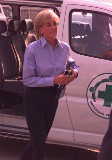 Princess Diana Bosnia Tuzla August 1997 Diana Princess of Wales smiles as she arrives Princess Diana Bosnia Tuzla August 1997 Diana Princess of Wales smiles as she arrives