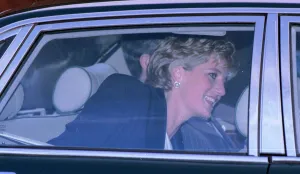 Princess Diana leaves Broadmoor Hospital in Crowthorne, Berkshire after opening Princess Diana leaves Broadmoor Hospital in Crowthorne, Berkshire after opening