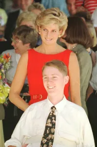 Princess Diana meets 18 year old Ben Robinson at a rehabilitation centre in Ryde Princess Diana meets 18 year old Ben Robinson at a rehabilitation centre in Ryde