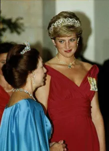 Princess Diana with Princess Margaret during a banquet held at the V&A Museum in honour Princess Diana with Princess Margaret during a banquet held at the V&A Museum in honour